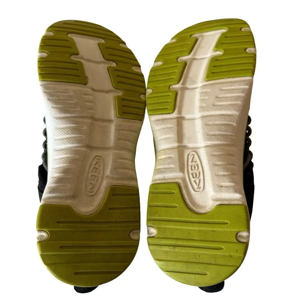 Keen Uneek Youth Size 4 Paracord Sandals Hiking Water Shoes Green Black